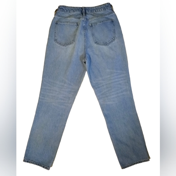 High waisted PacSun Women's size 4 (26) Mom Jeans cropped loose fit petite - Picture 3 of 7
